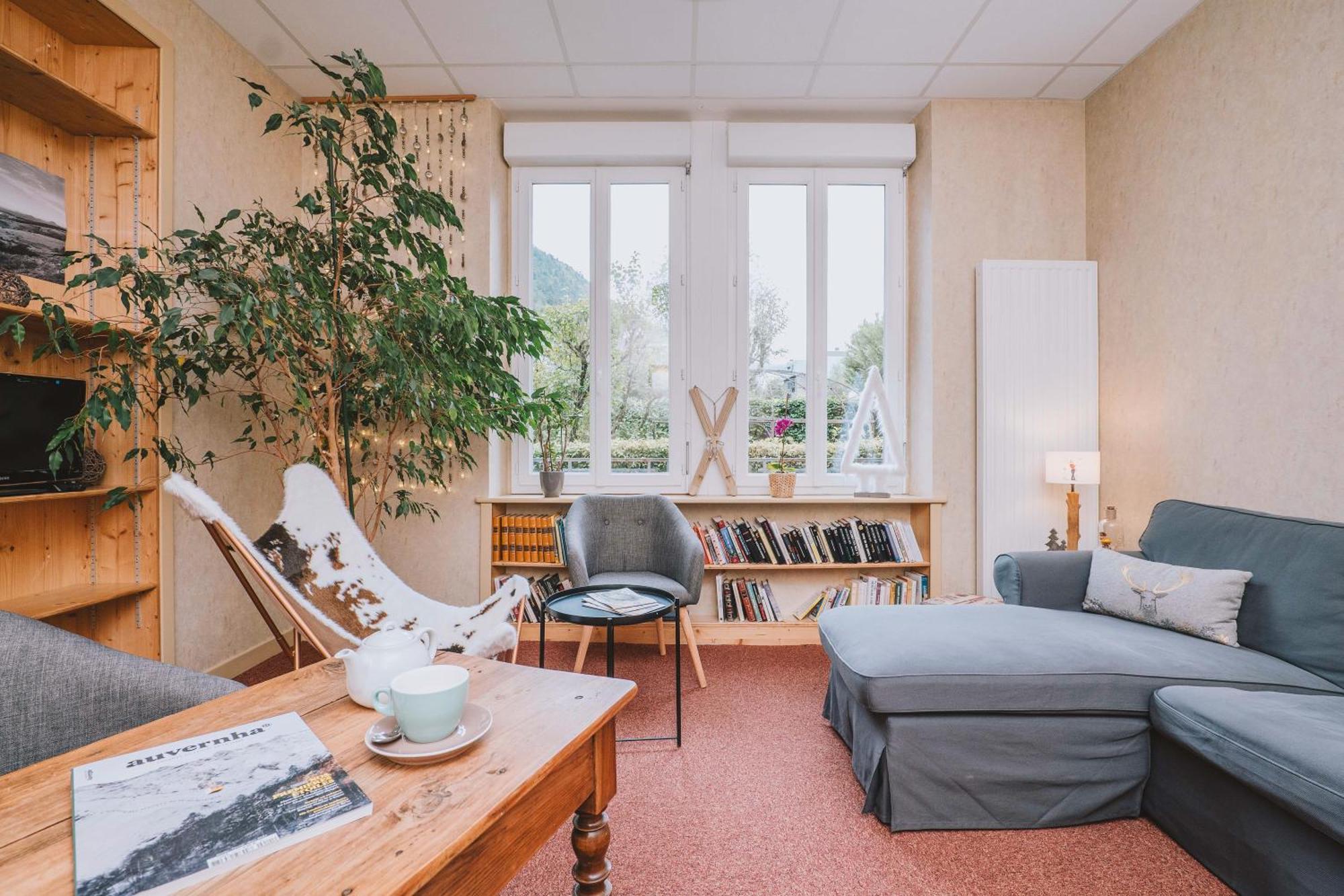 Alti'Pic Hotel Le Mont-Dore Buitenkant foto